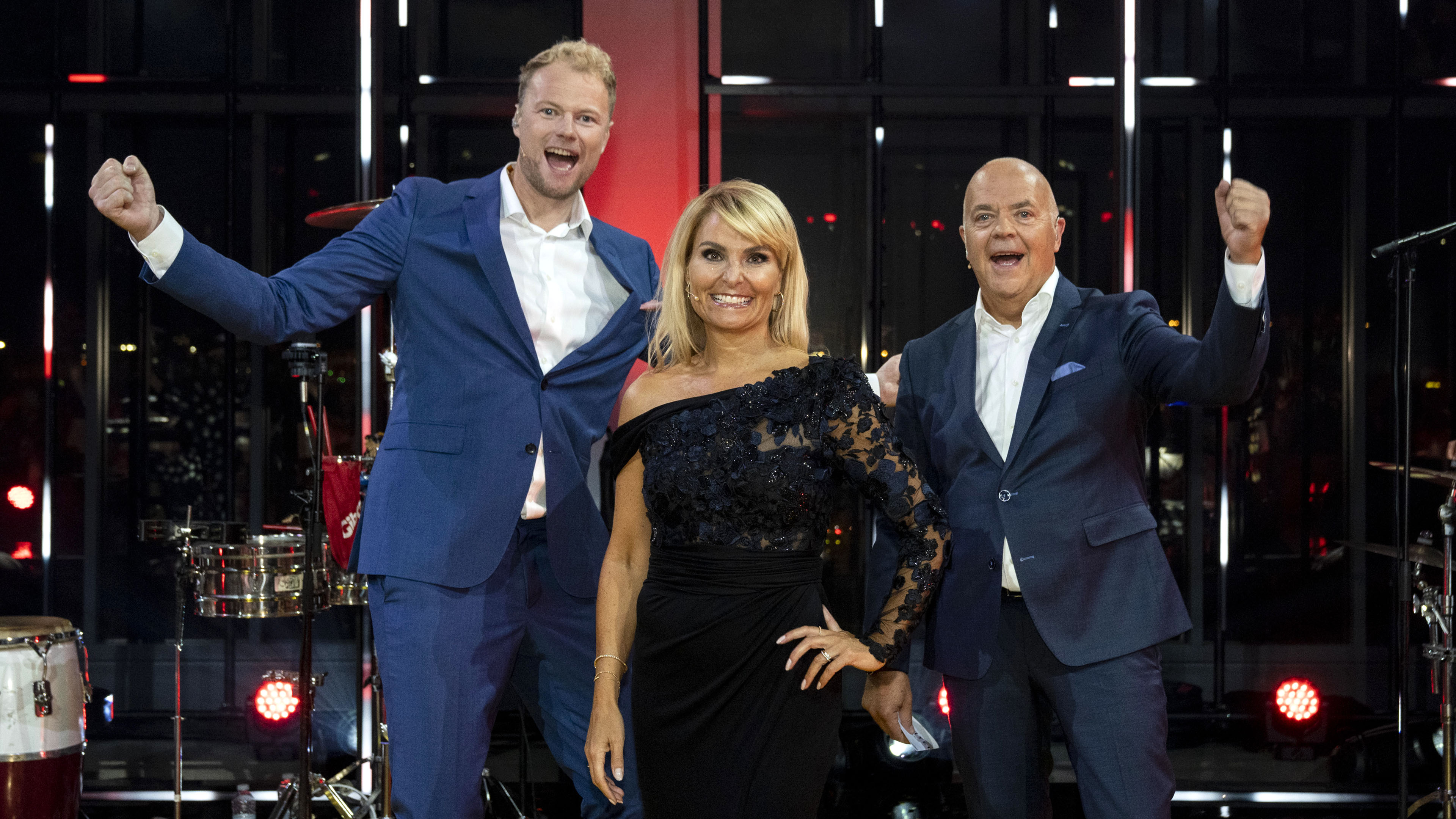 Årets værtstrio ved 'Hjertegalla 2020' var Christian Degn, Michèle Bellaiche og Jes Dorph-Petersen. (Foto: Per Arnesen / TV 2)