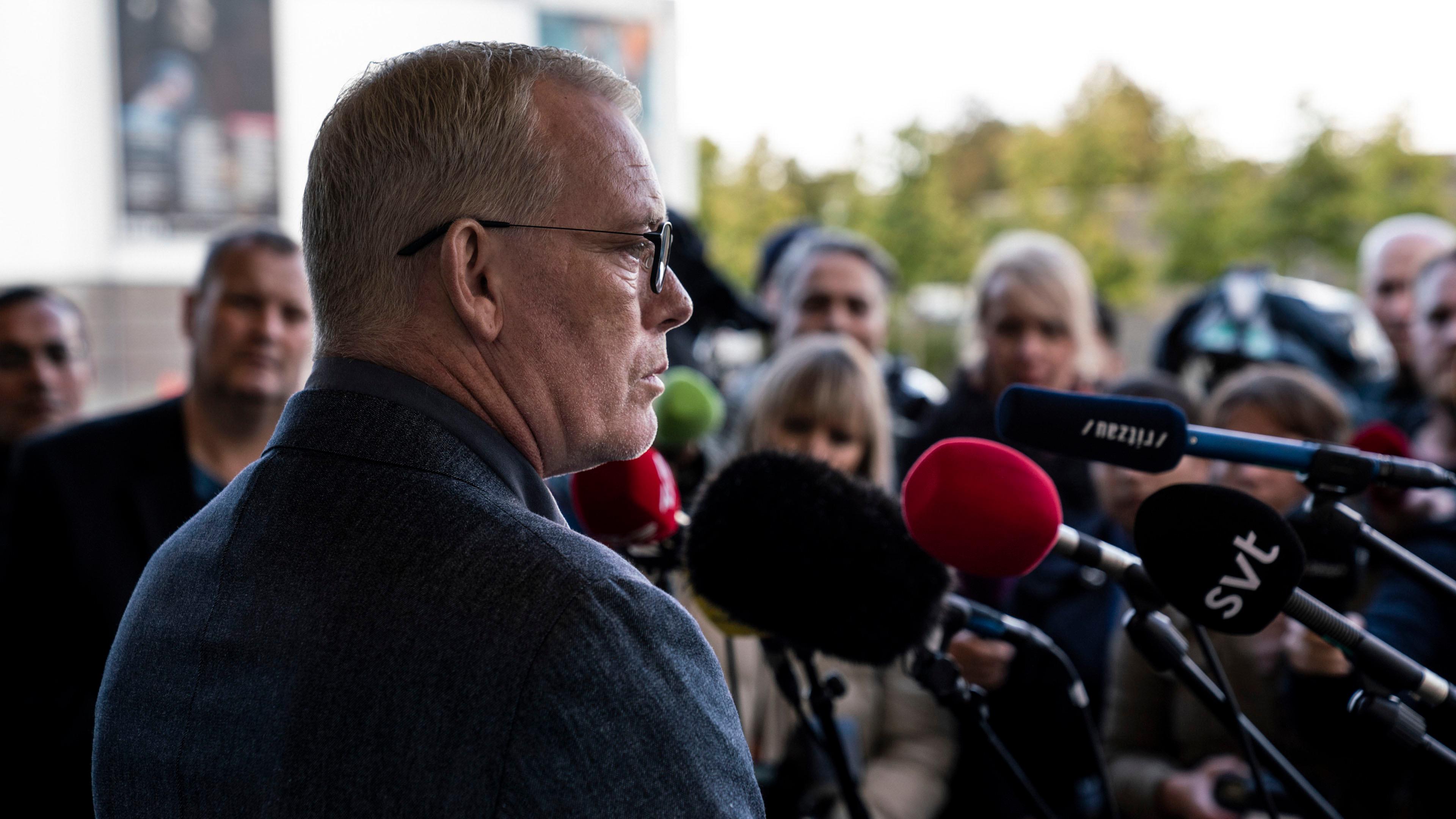 Søren Malling i rollen som drabschef Jens Møller i femte afsnit af 'Efterforskningen', som fik den skyhøje kvalitetsvurdering 4,7 på skalaen fra 1 til 5. I gennemsnit blev 'Efterforskningen' vurderet til 4,5 - som den kun sjette danske dramaserie i de seneste 15 år. (Foto: Henrik Ohsten / TV 2)