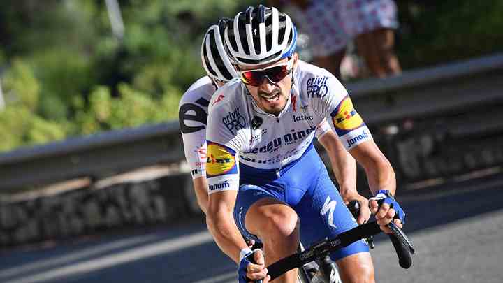 Den franske cykelrytter Julian Alaphilippe fotograferet under Tour de France. (Foto: David Stockman Zuma / Ritzau Scanpix / TV 2)