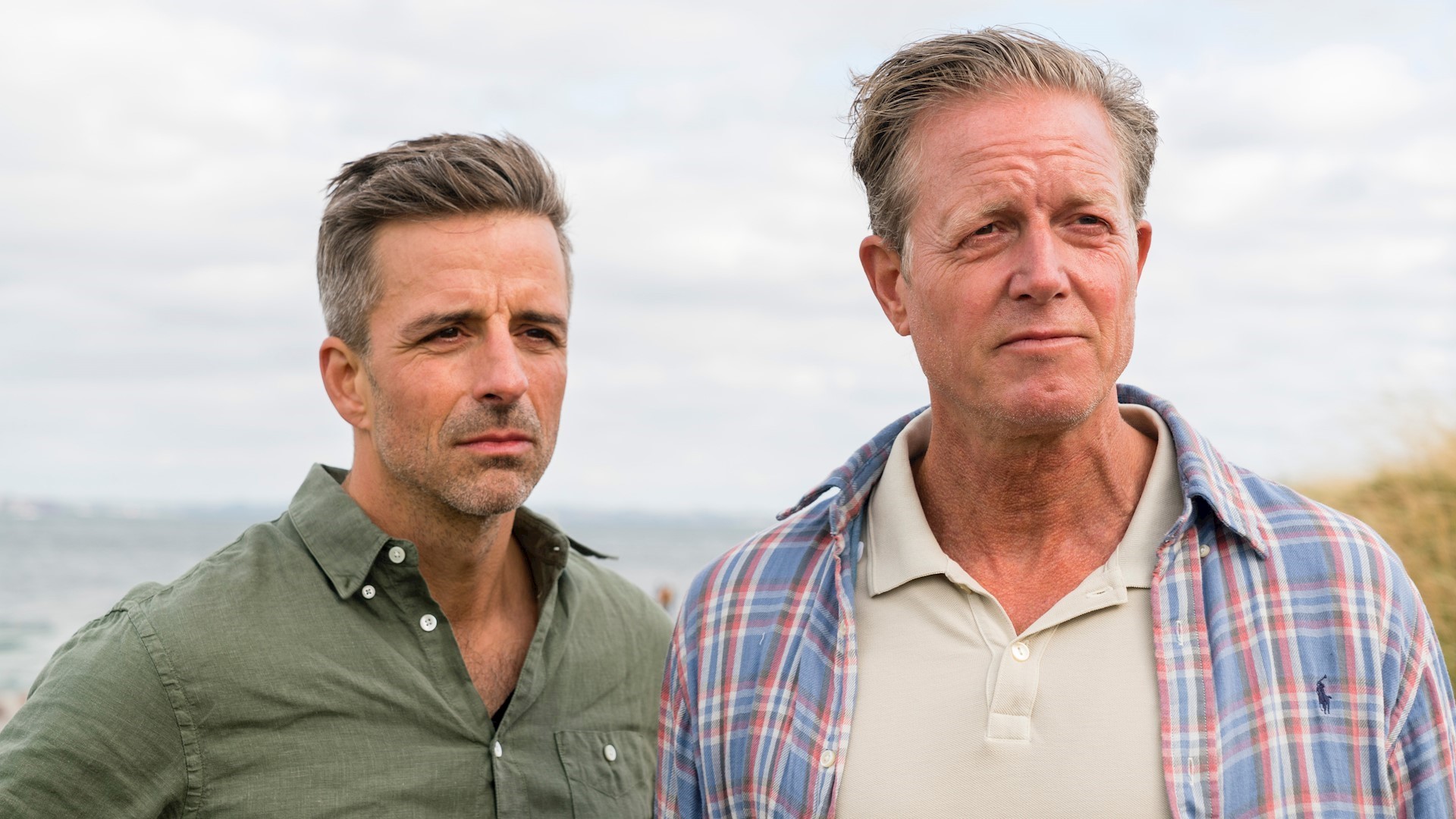 André Babikian som Flemming Torp og Peter Mygind som Dan Sommerdahl i 'Sommerdahl' fra 2021.