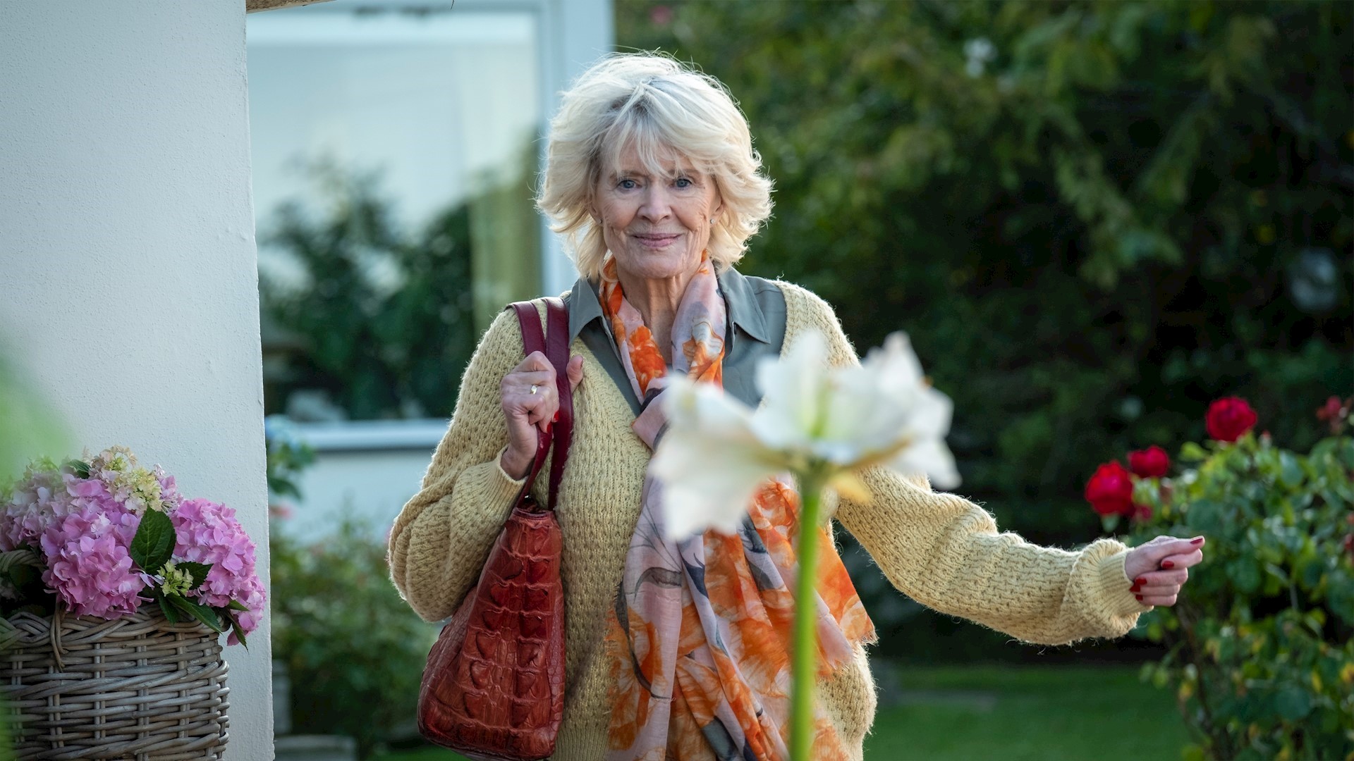 Lisbet Lundquist som fru Sommerdahl i 'Sommerdahl' fra 2021.