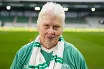 Erna er Viborg-fan og hjælper til i klubben som frivillig. Mød hende i 'Mere end en klub'.