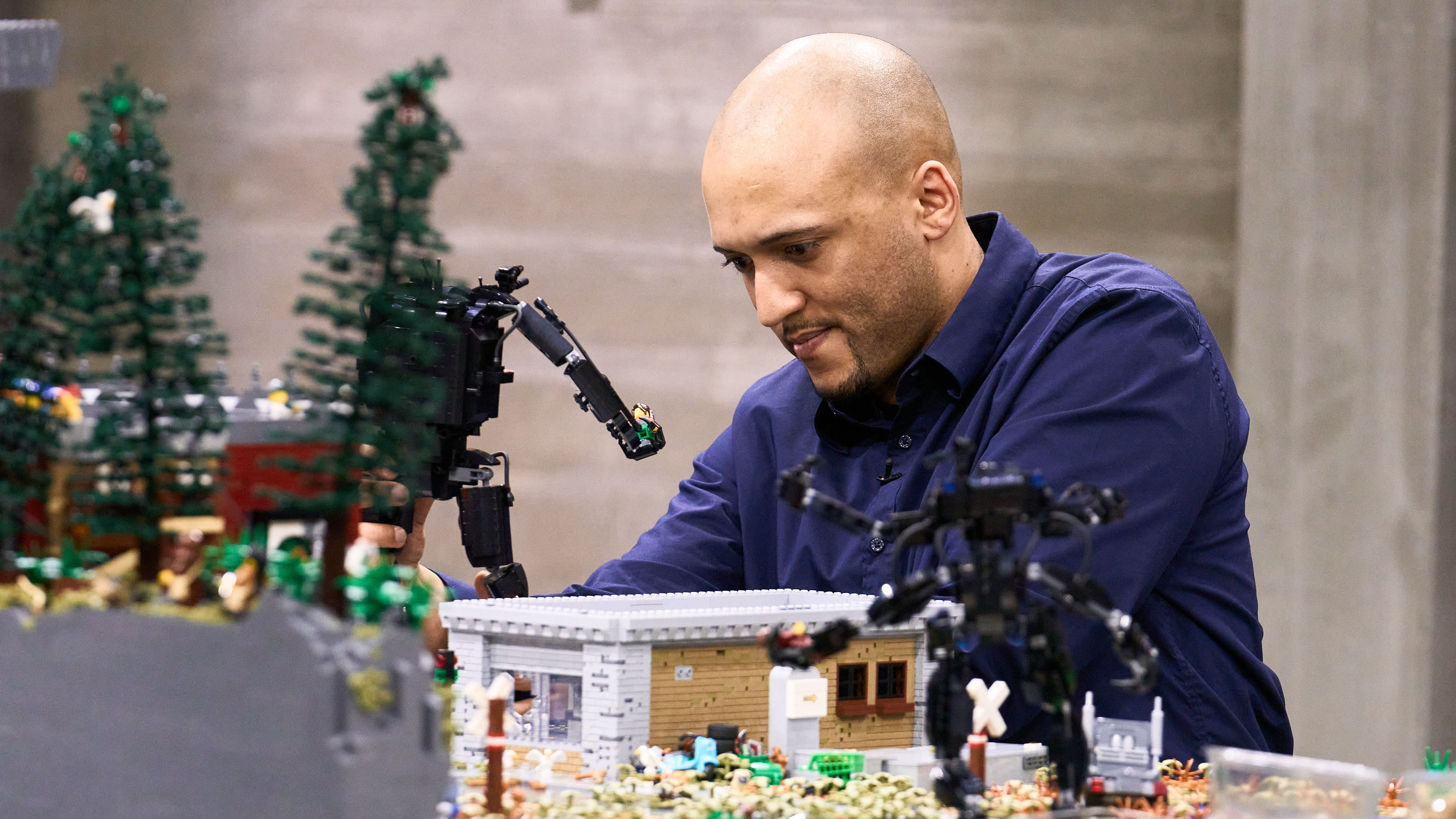 De tre bedste par står klar til at bygge det ypperste, de kan i finalen i 'LEGO Masters' 2021.