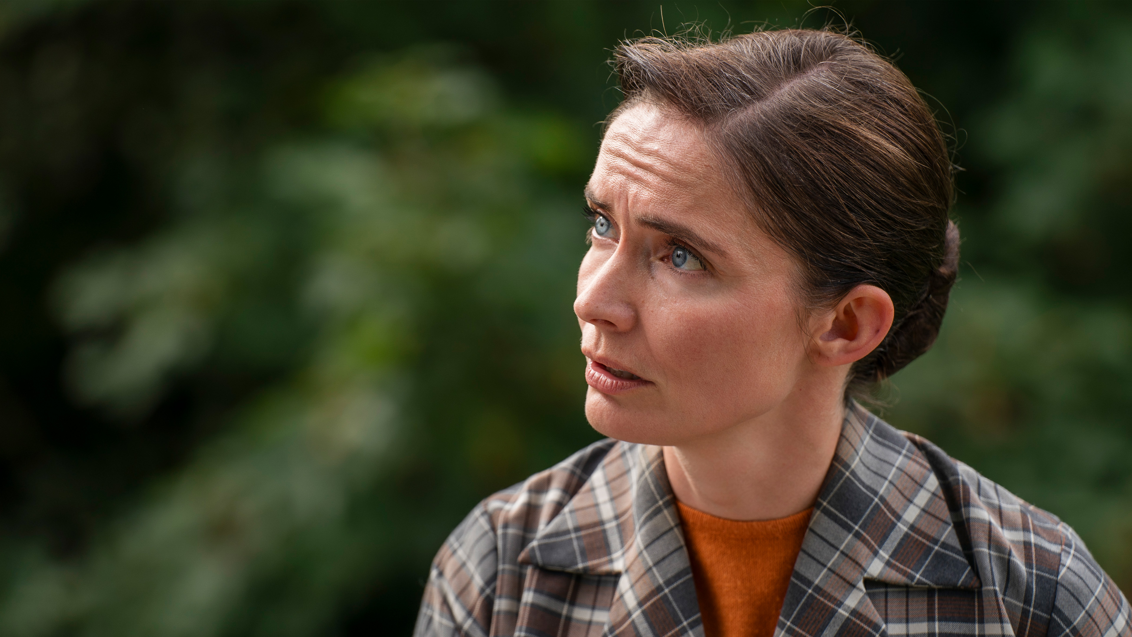 Birgit Lund (Neel Rønholt) i syvende sæson af 'Sygeplejeskolen'.