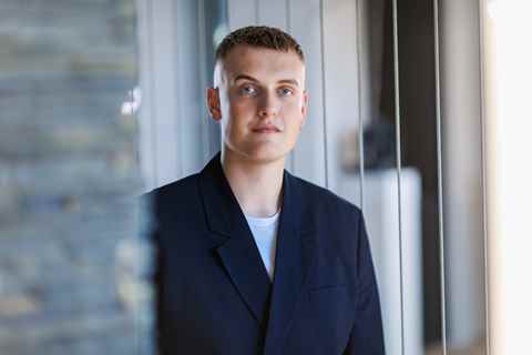 Mathias Bach i anden sæson af 'Spillet'.