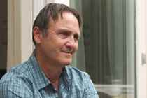 Niels (Lars Ranthe) i 'Løgnen'.