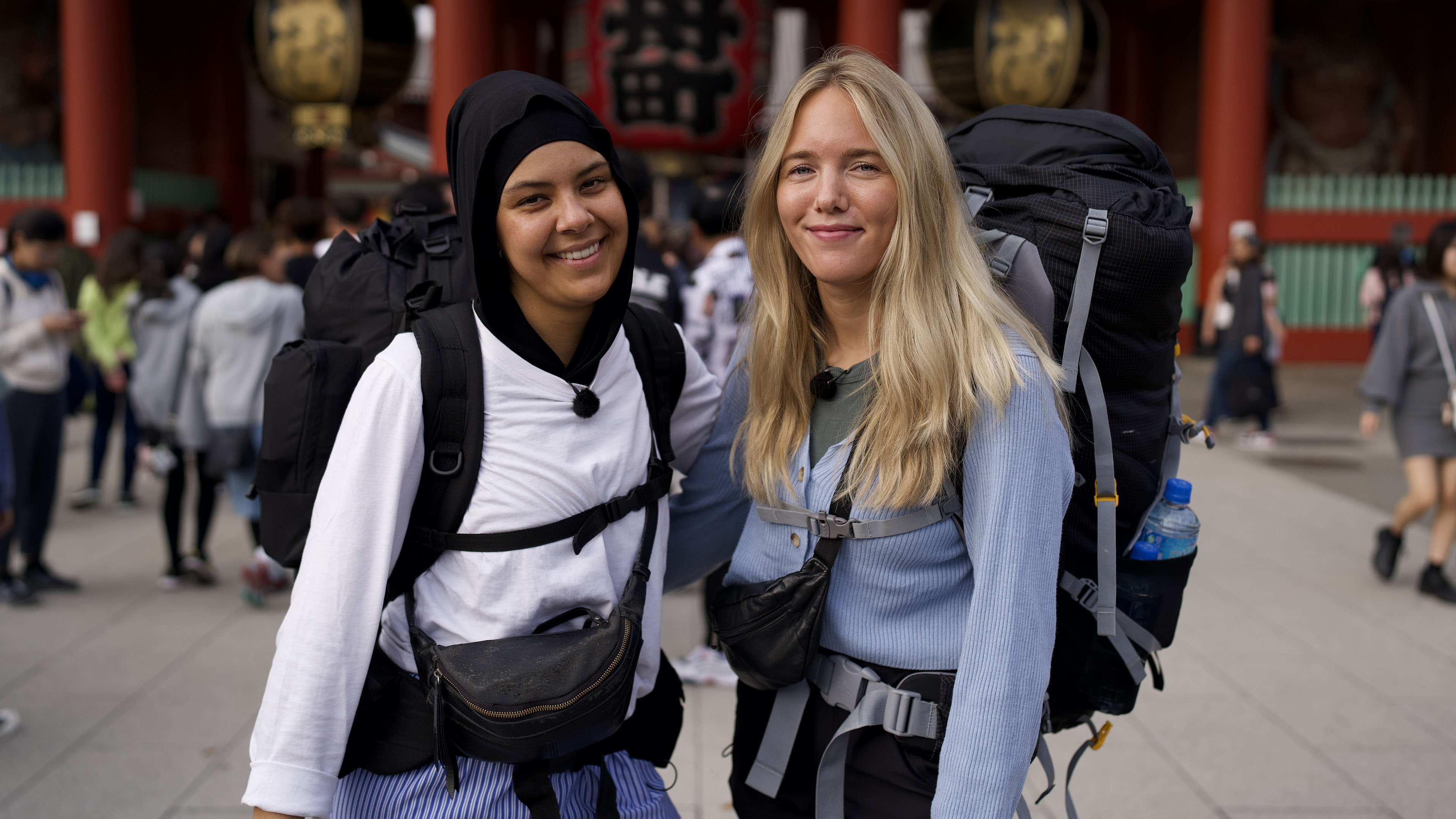 Nadine og Emilie fra Rødt hold.