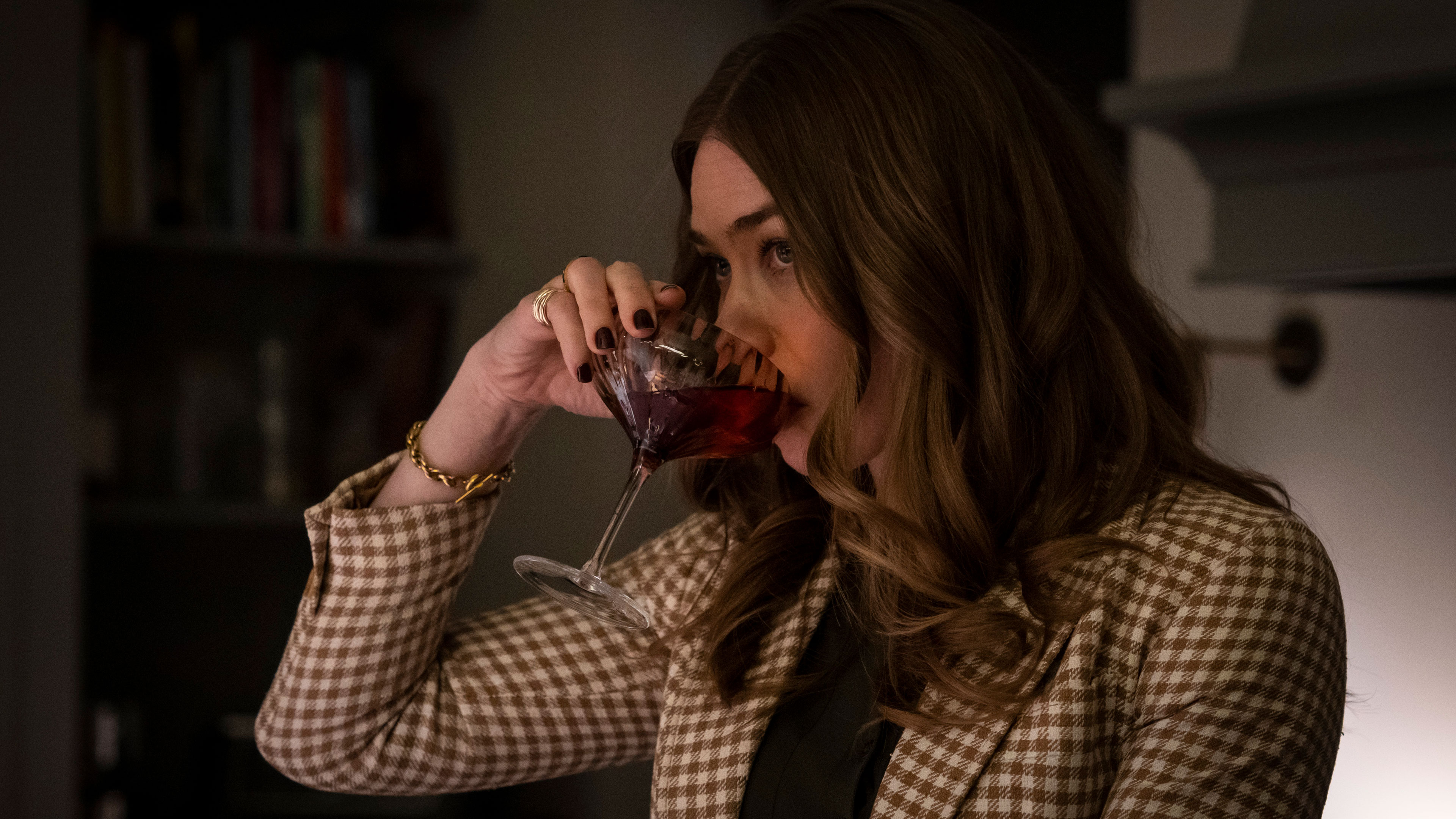 Eva (Birgitte Hjort Sørensen) i 'Dark Horse'.