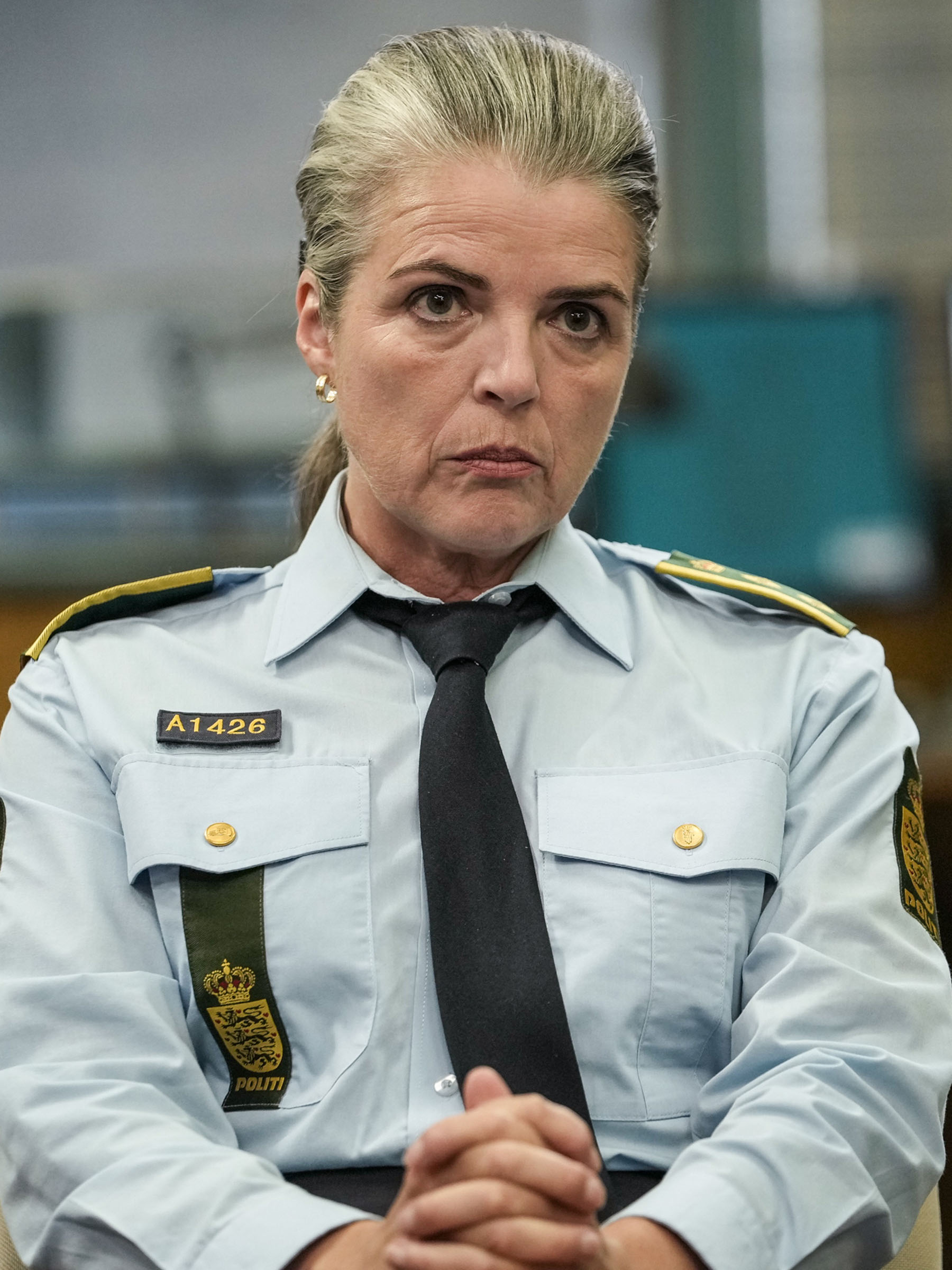 Lotte Andersen som politiinspektør Hanegaard i den danske krimiserie 'Sommerdahl III' fra 2021.