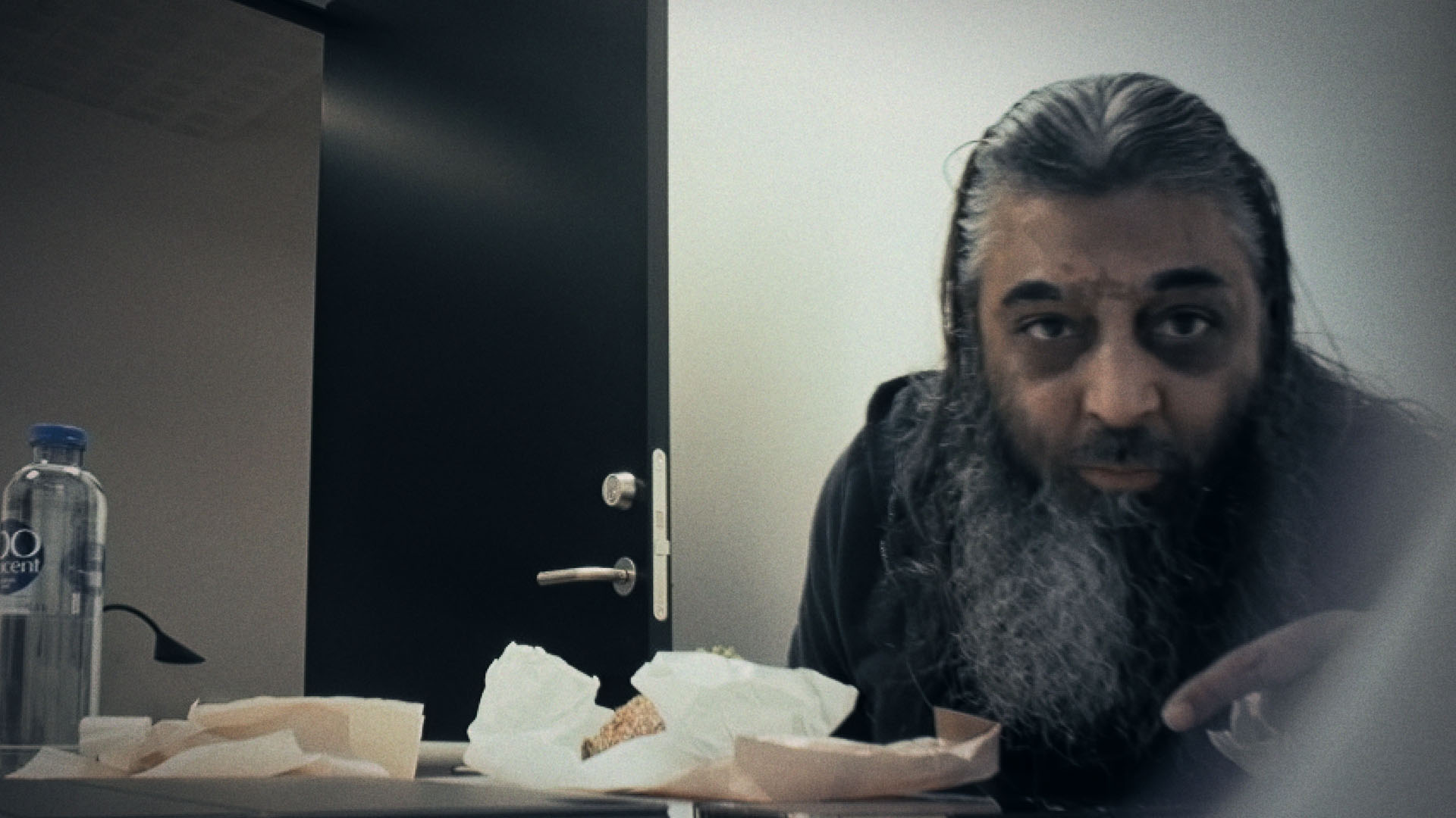 Bandidosrockeren Fasar i dokumentarserien 'Den sorte svane'.