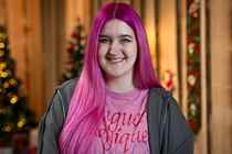 Kelly Louise Killjoy i '24 stjerners julekalender'.