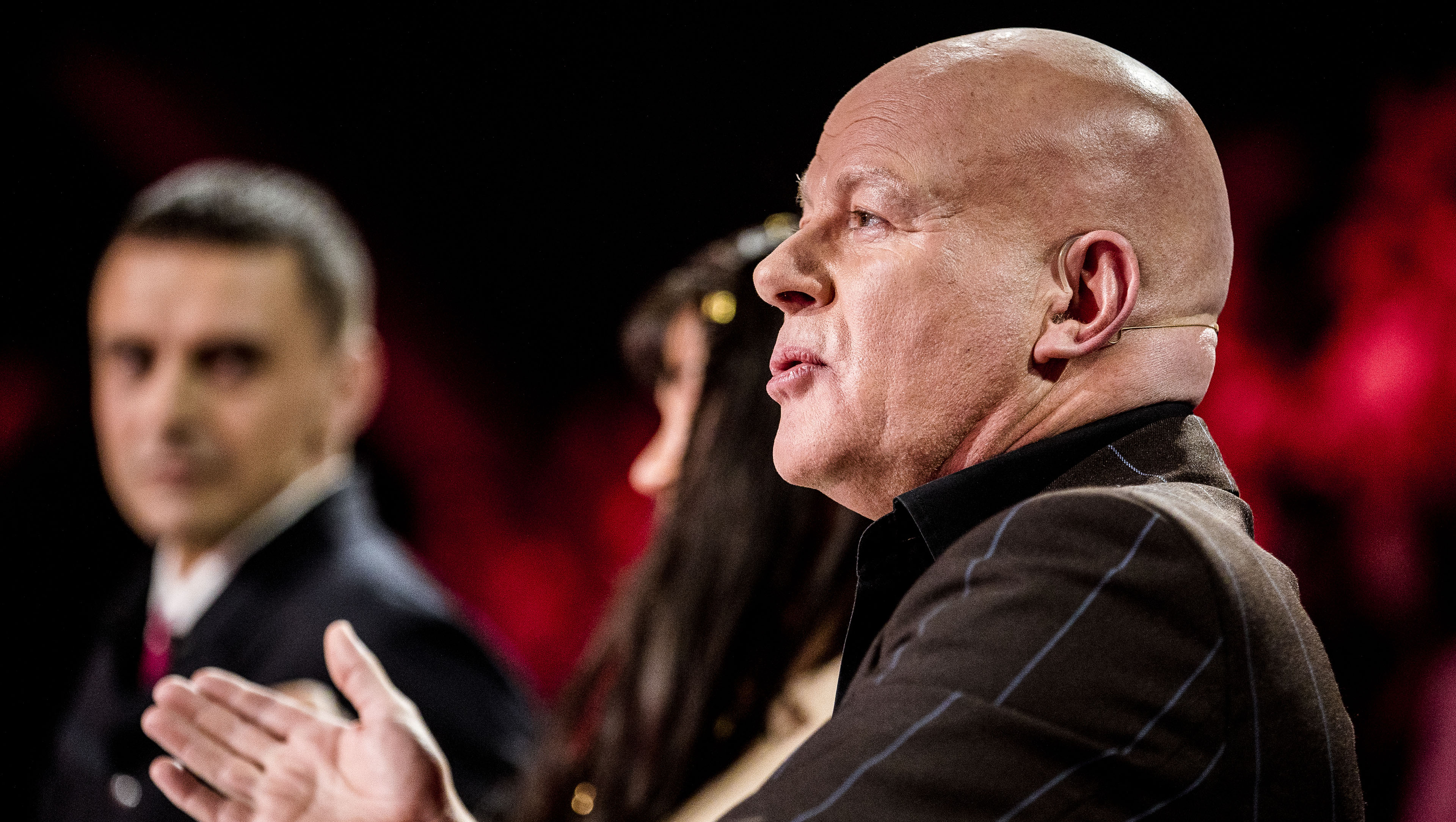 Første liveshow: Thomas Blachman. 