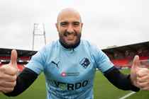 Shahab er kæmpe Randers-fan. Mød ham i 'Mere end en klub'.