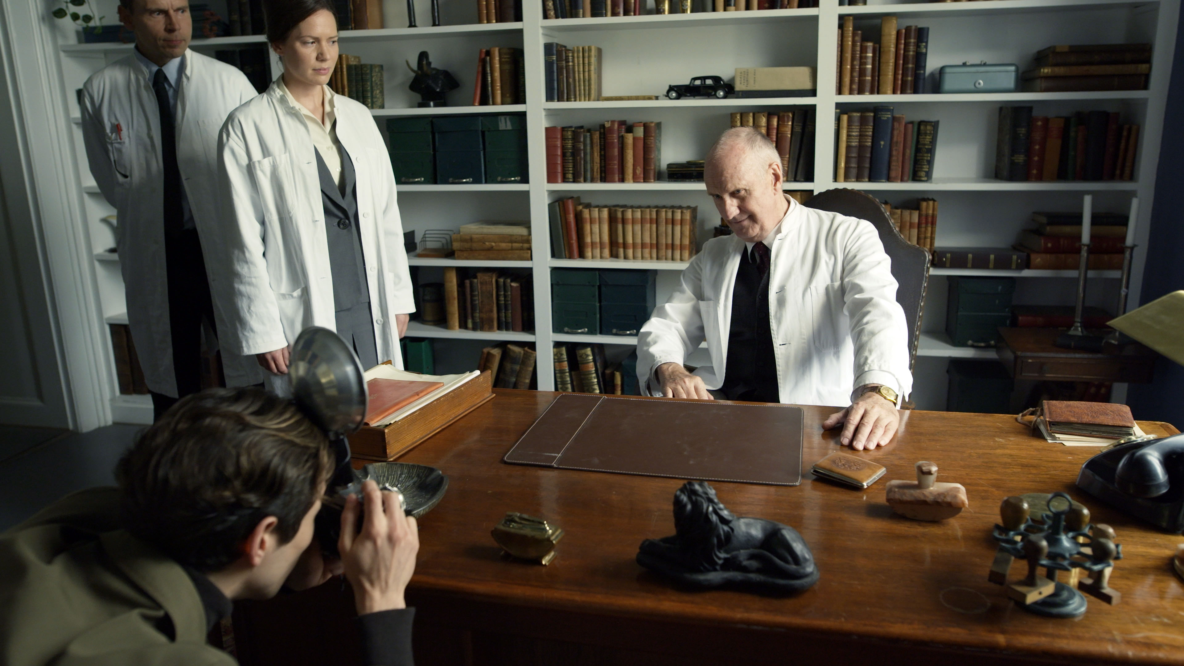 'Det sindssyge eksperiment' har Søren Pilmark og Amalie Dollerup i hovedrollerne. 