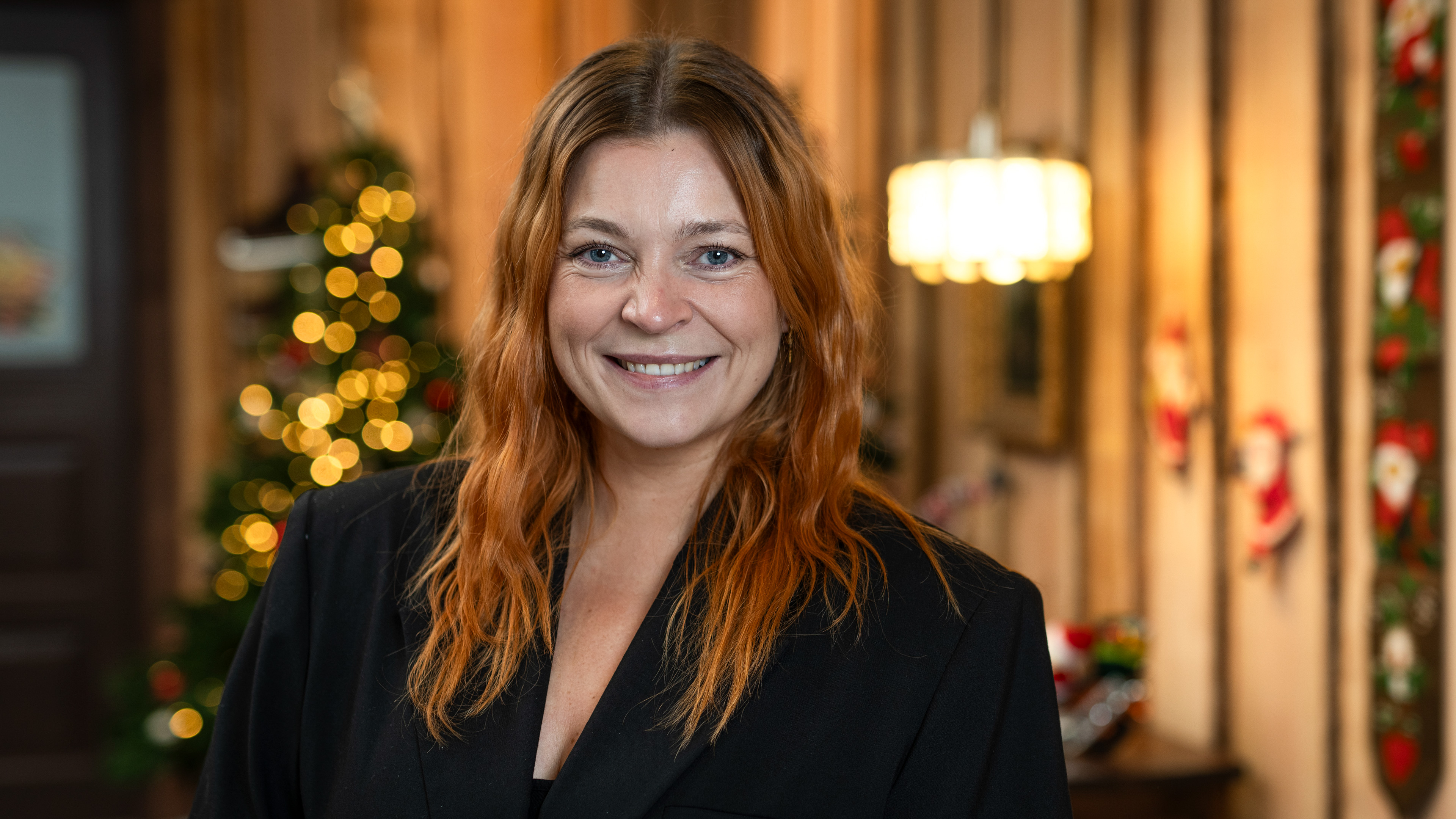 Kathrine Abrahamsen i '24 stjerners julekalender'.
