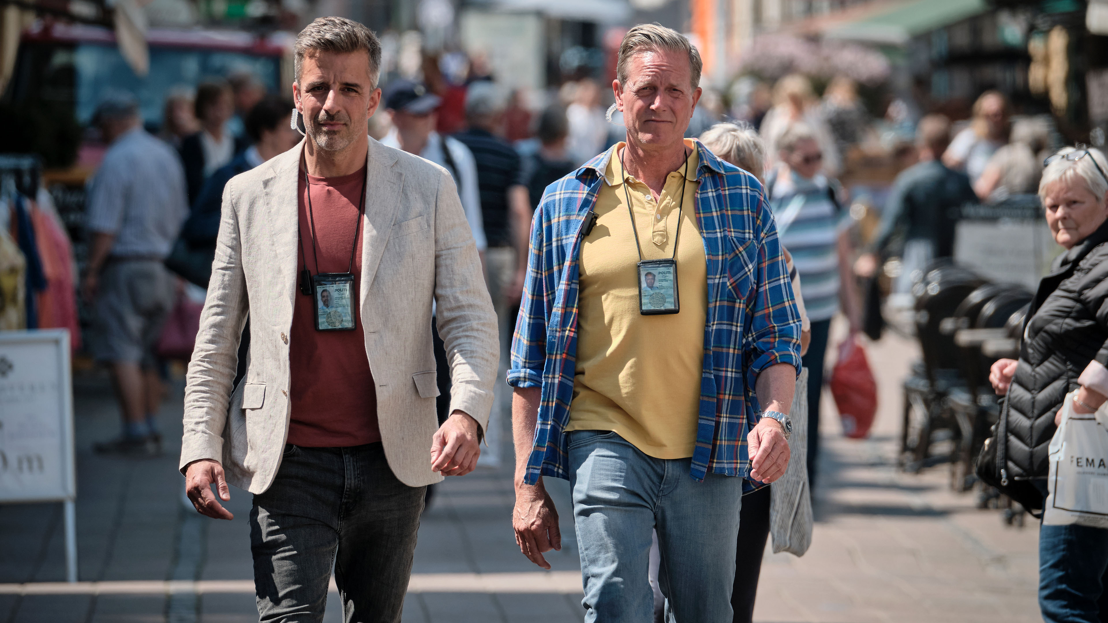 André Babikian som Flemming Torp og Peter Mygind som Dan Sommerdahl i den danske krimiserie 'Sommerdahl III' fra 2021.