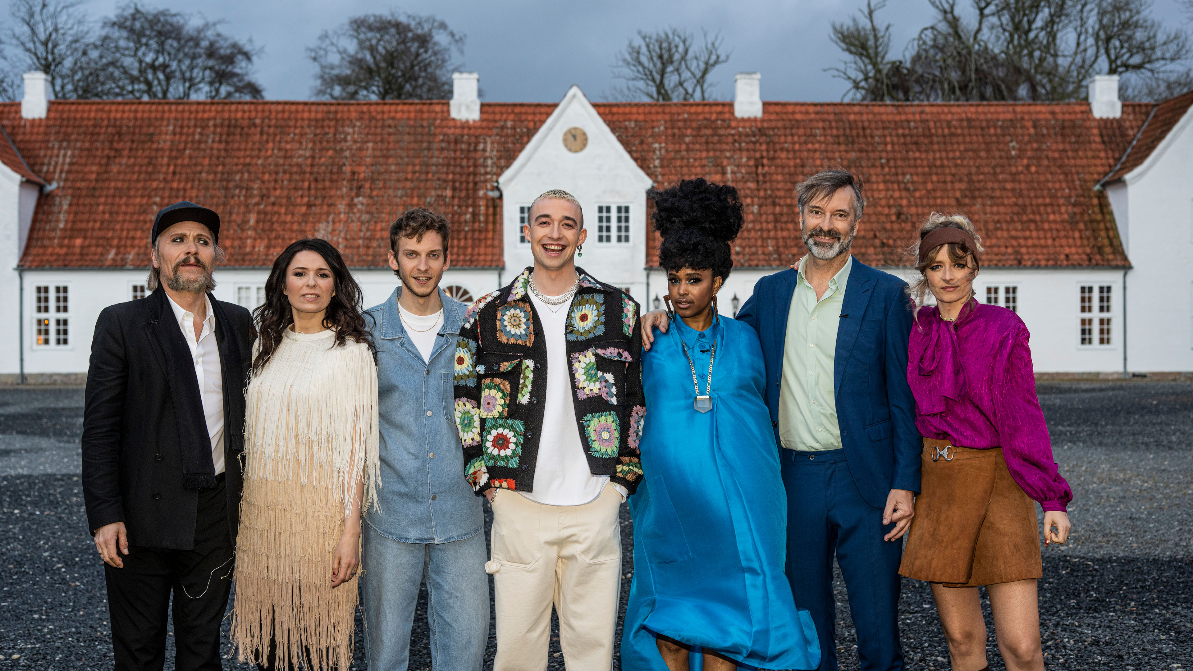 Steen Jørgensen, Kira Skov, Nicklas Sahl, Maximillian, Iris Gold, Martin Brygmann og Soleima i 'Toppen af poppen' sæson 12.