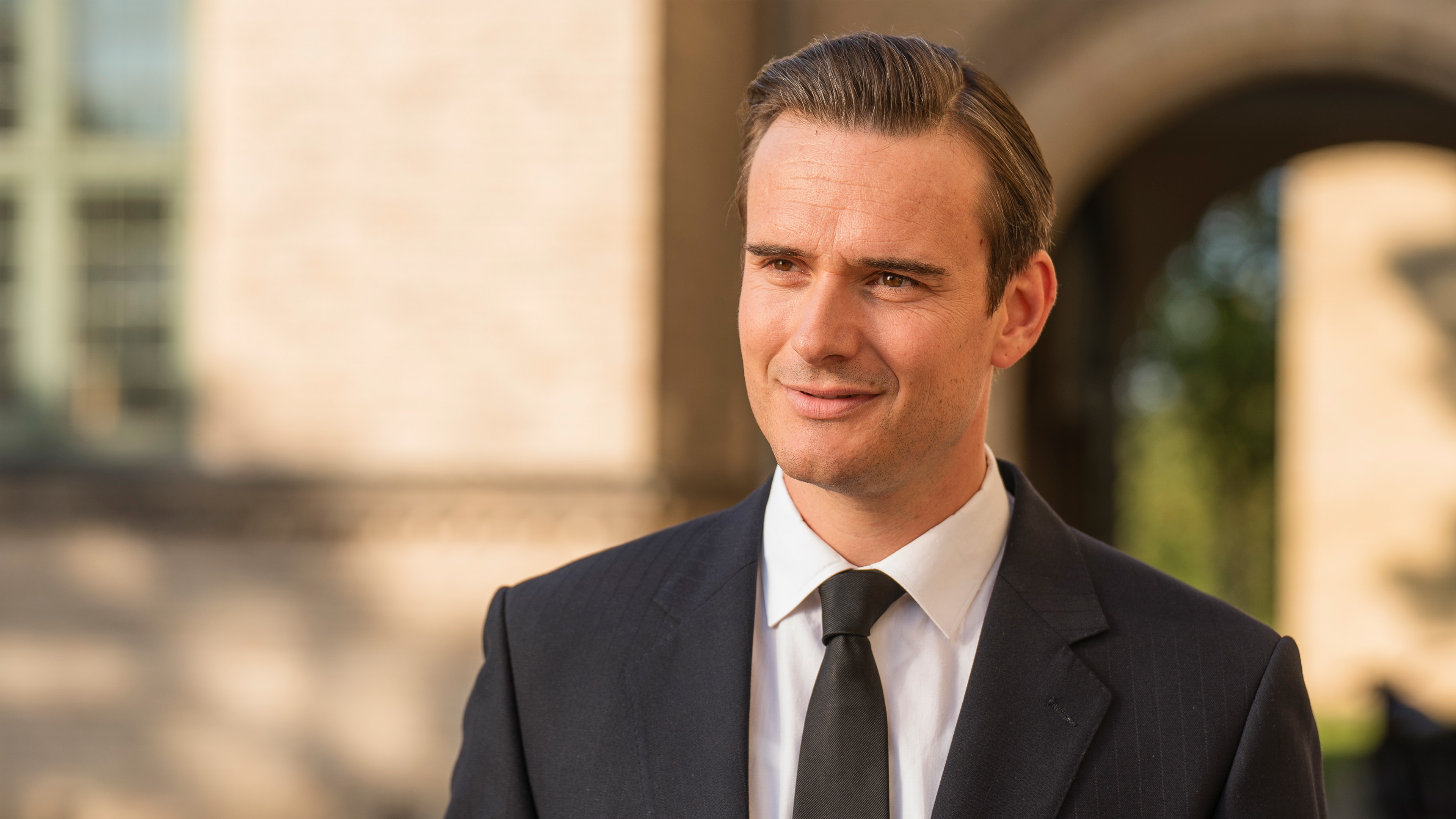 Ole Vestergaard (Kasper Dalsgaard) i syvende sæson af 'Sygeplejeskolen'.