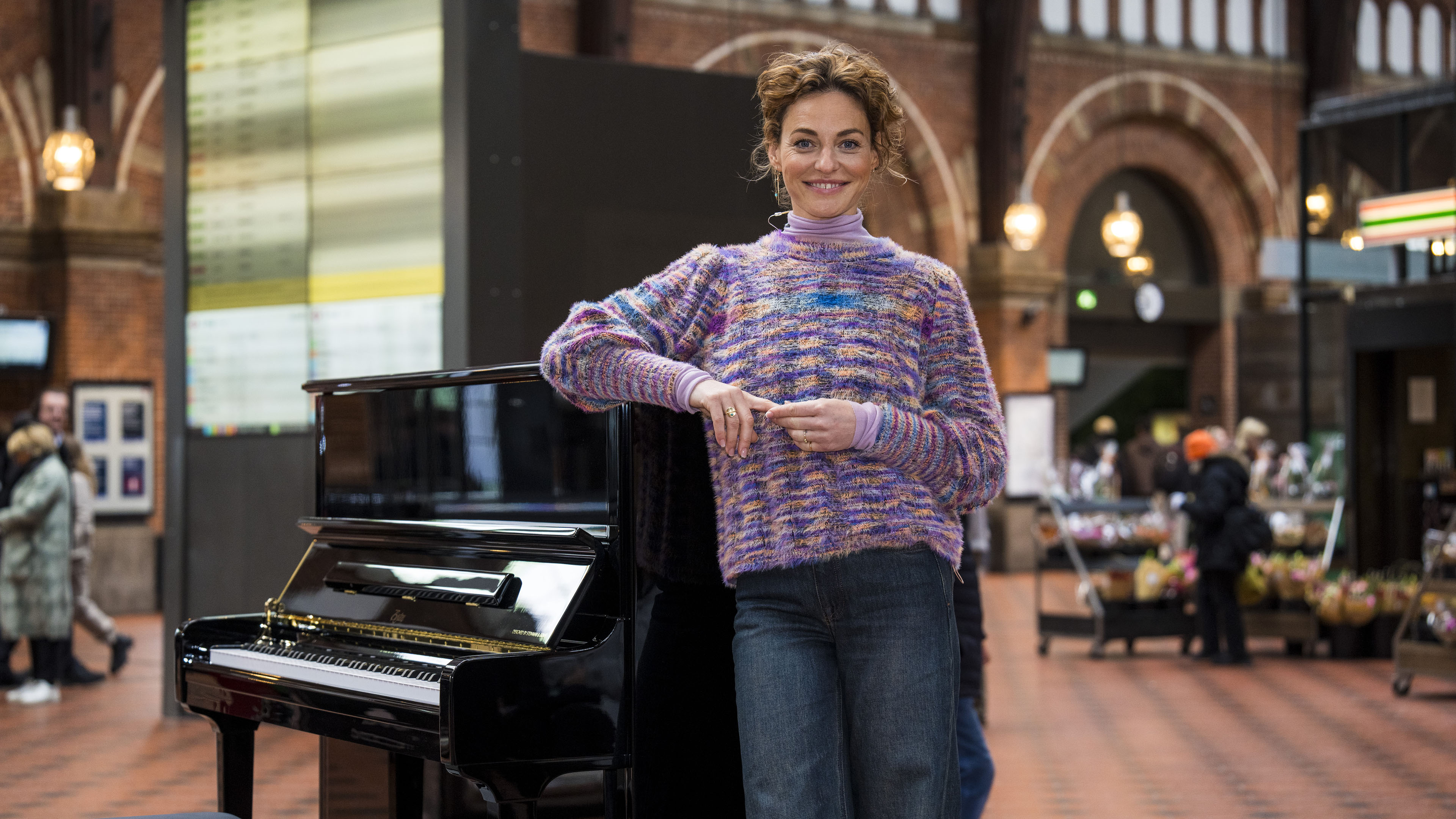 Vært Sarah Grünewald i 'Piano'.