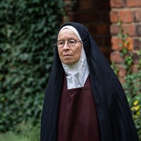 Anne Marie Helger som Søster Susanne i 'Sommerdahl III' fra 2021.