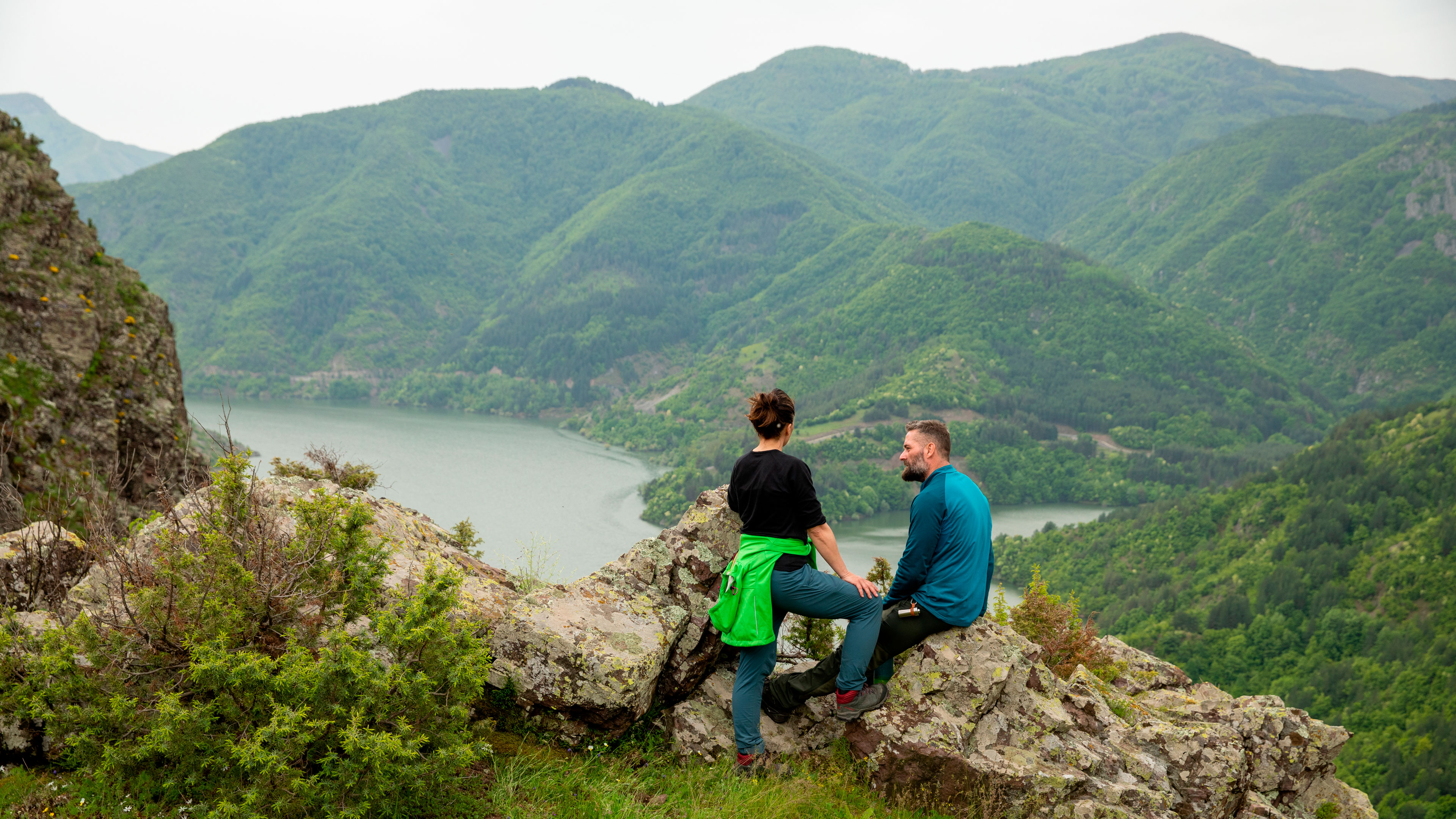 To af deltagerne i 'Flokken'.