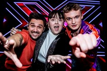 De tre finalister, 'X Factor, 2022. Fra venstre: Kári, Tina og Mads Moldt. 