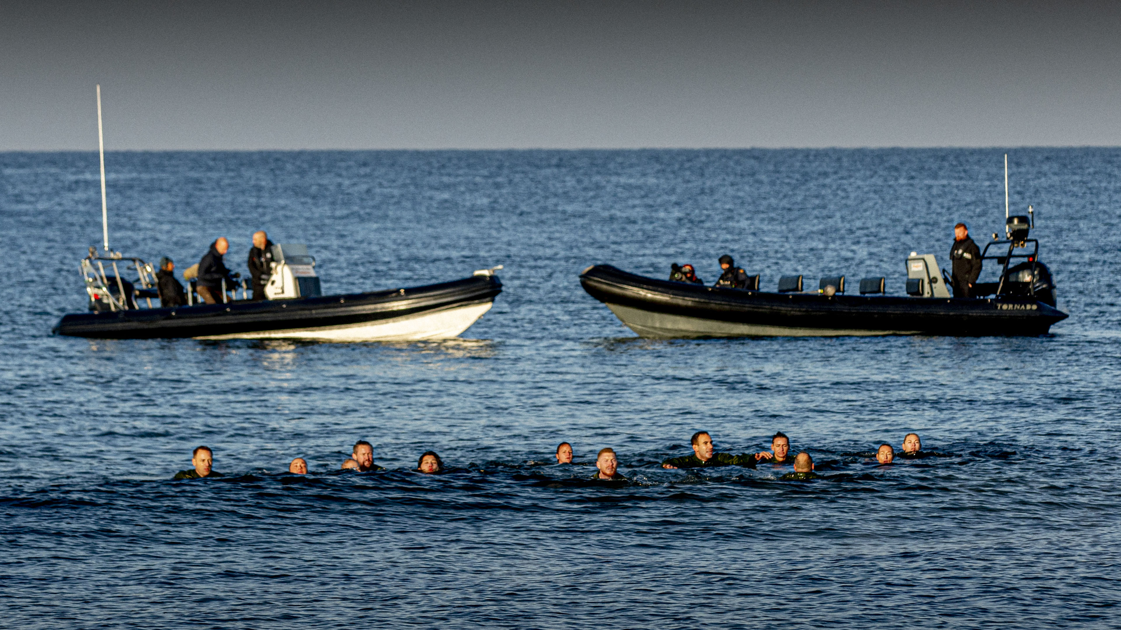 Aspiranterne går igennem hårde prøvelser i 'Korpset - gjort af det rette stof'.