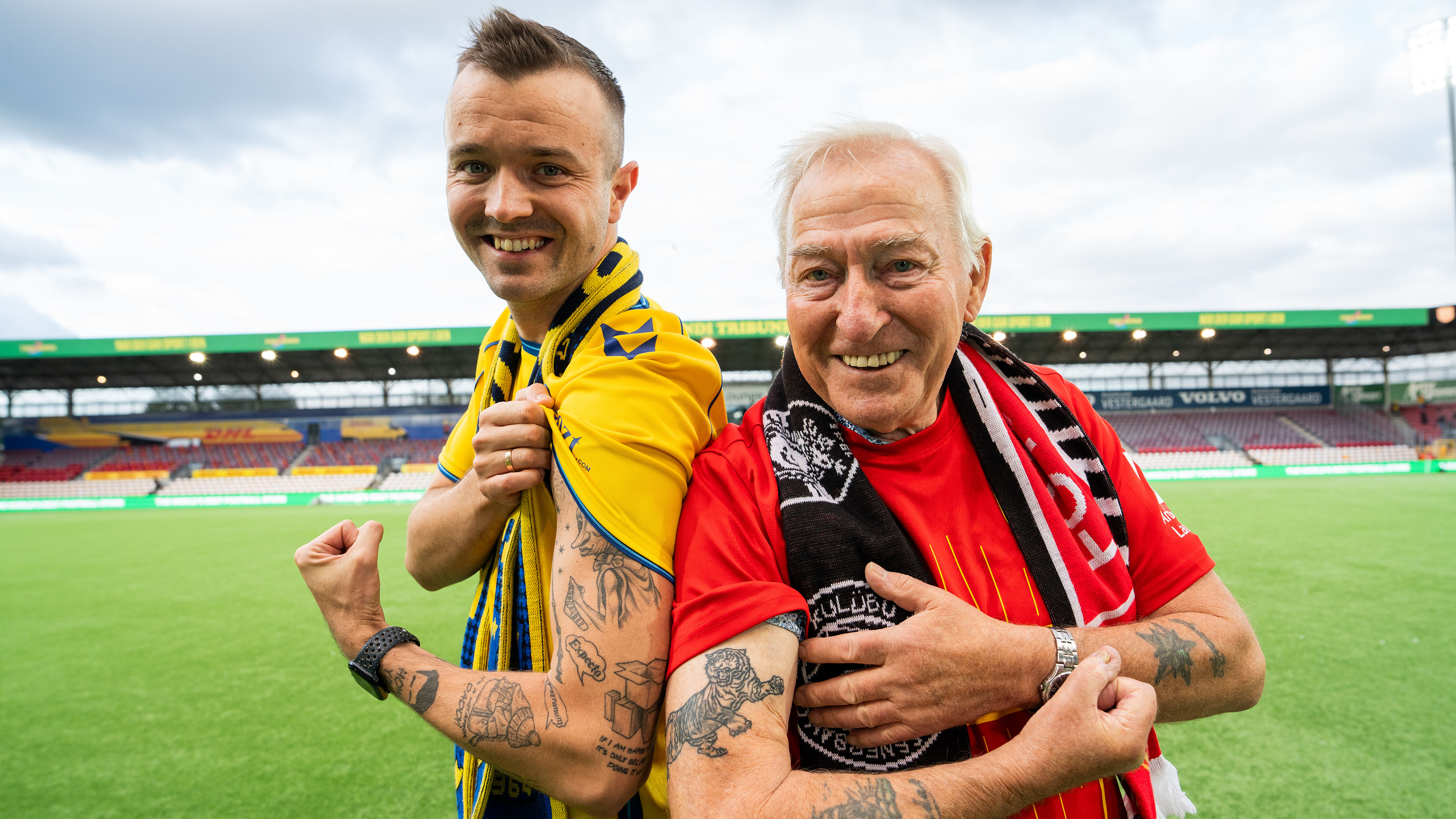 Casper og Erland holder med hver deres klub. Mød dem i 'Mere end en klub'.