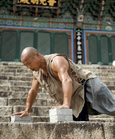 Master Yan Lei i 'Shaolin'.