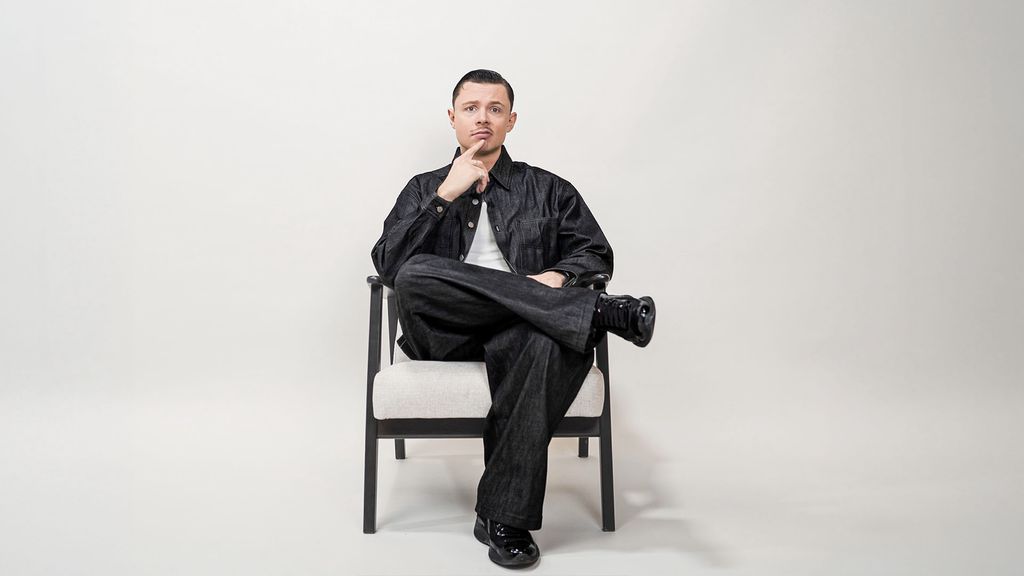 TV 2 Echo går på YouTube for at få unge med i den demokratiske samtale. Sigge Højbjerg er vært.