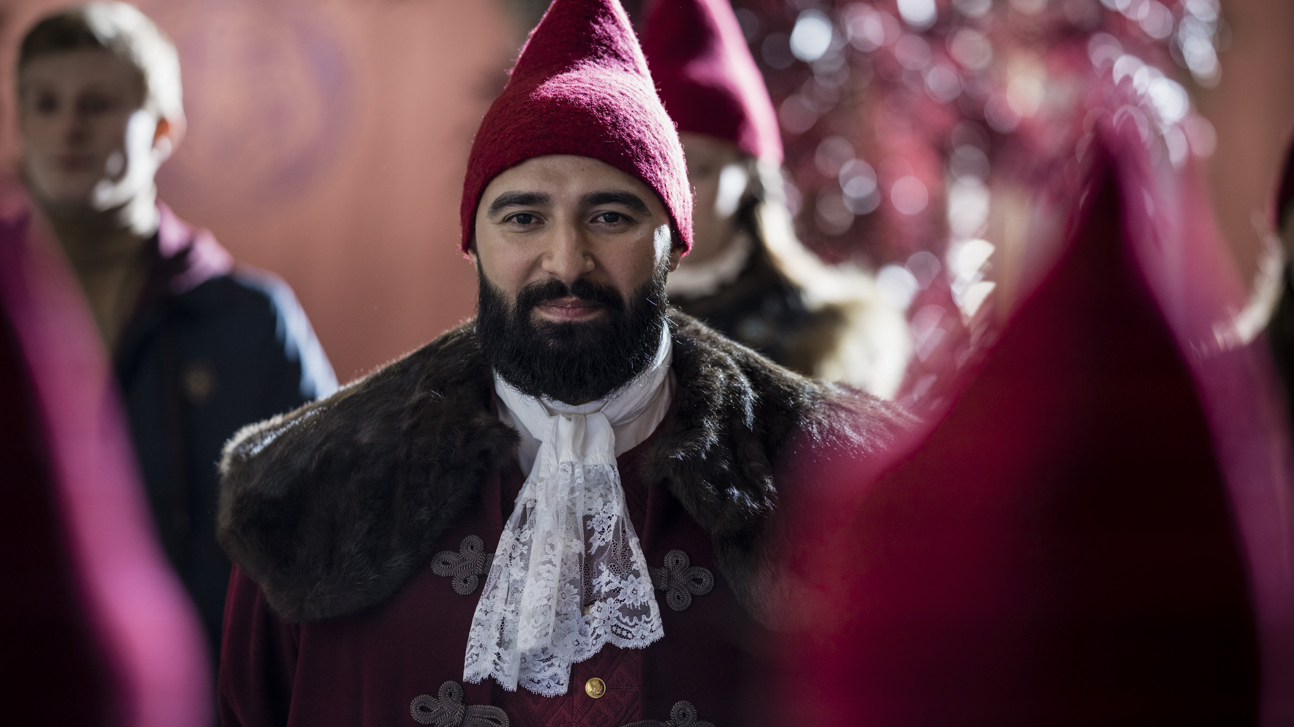 Skir (Hadi Ka-koush) i 'Tinka og Sjælens Spejl'.