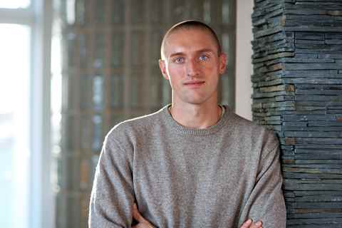 Victor Emil Busk i anden sæson af 'Spillet'.