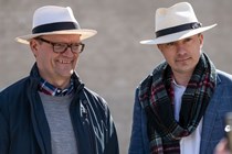Frank Hvam og Morten Messerschmidt i 'Klovn' 8. 