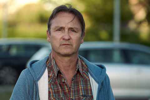 Niels (Lars Ranthe) i 'Løgnen'.