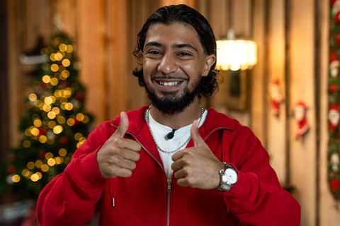 Ali Jassem i '24 stjerners julekalender'.