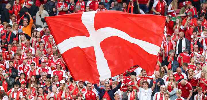 Danske fodboldfans i både øst og vest vil kunne opleve Danmarks VM-kampe sammen, når der i både Aarhus og København inviteres til storskærmsvisning. (Foto: Anders Kjærbye – DBU Foto)