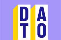 ’Dato’ er TV 2s daglige nyhedspodcast, som vil udkomme på alle hverdage. 