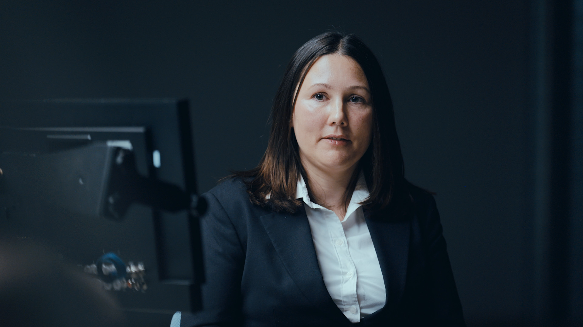 Forsvarsadvokat Camilla Martiny i 'Den sorte svane' afsnit 7.