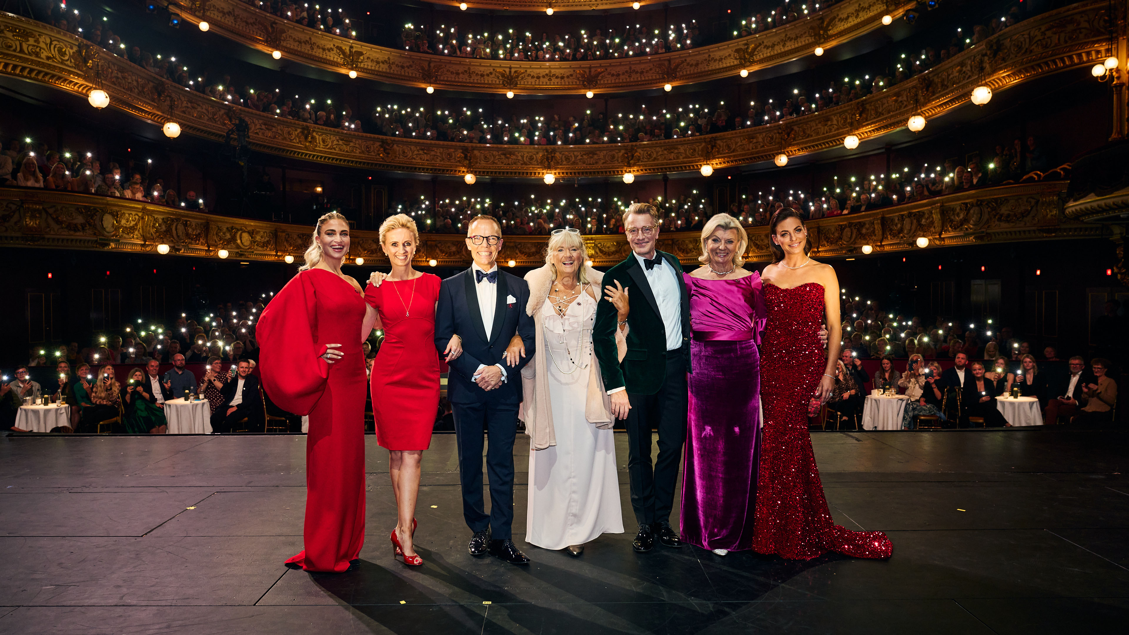 Dommere og værter, 'Vild med dans' - Knæk Cancer, 2021.