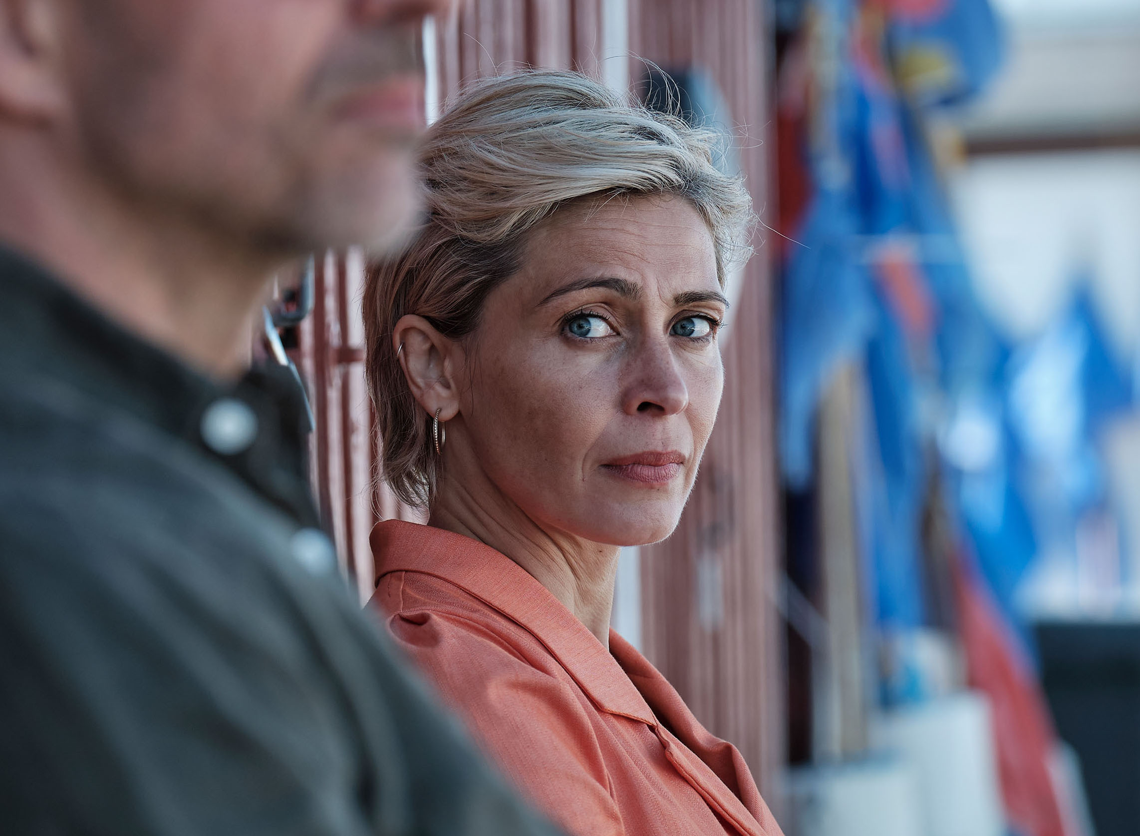 André Babikian som Flemming Torp og Laura Drasbæk som Marianne Sommerdahl i den danske krimiserie 'Sommerdahl III' fra 2021.