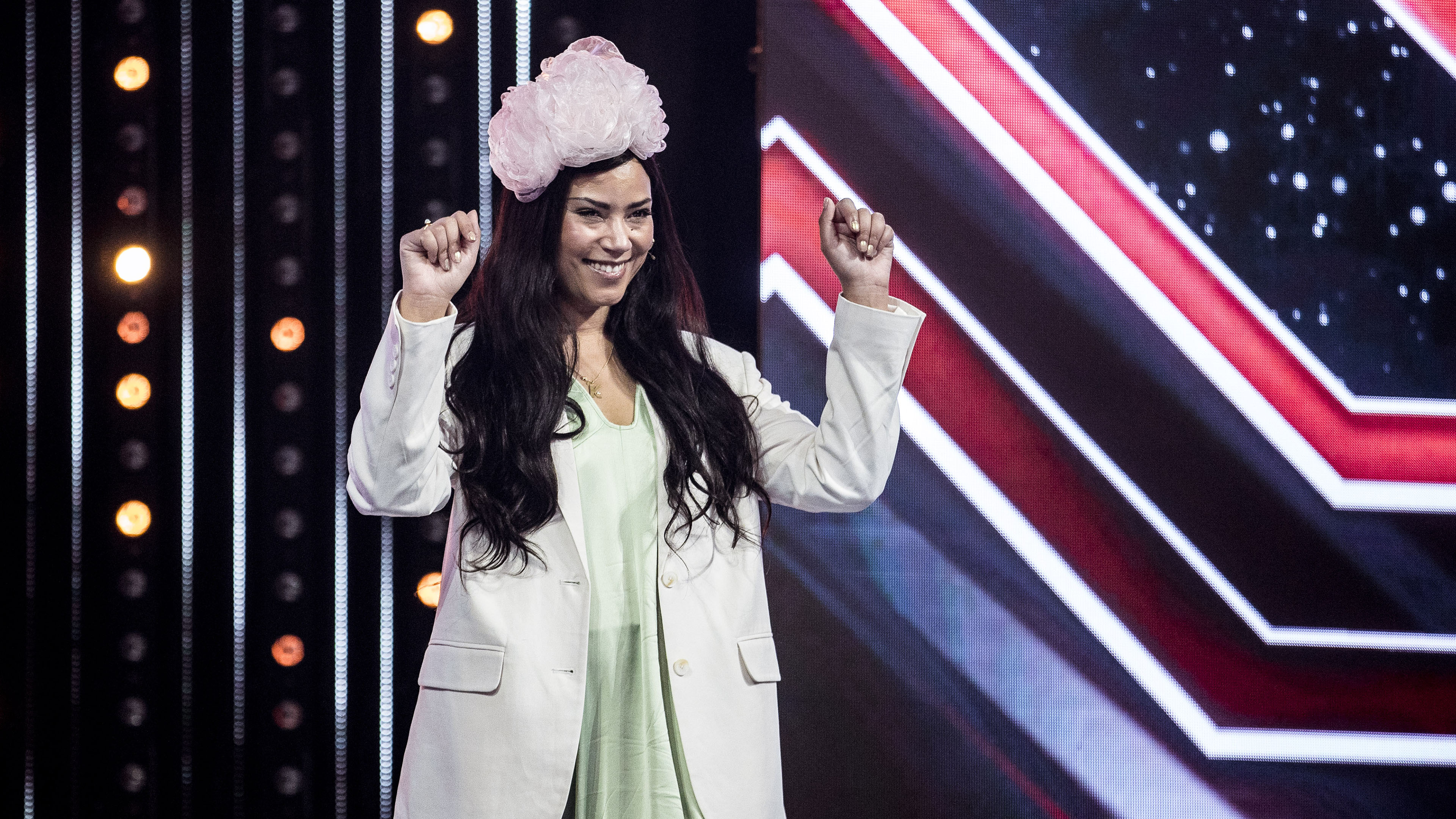 Femte liveshow: Kwamie Liv. 