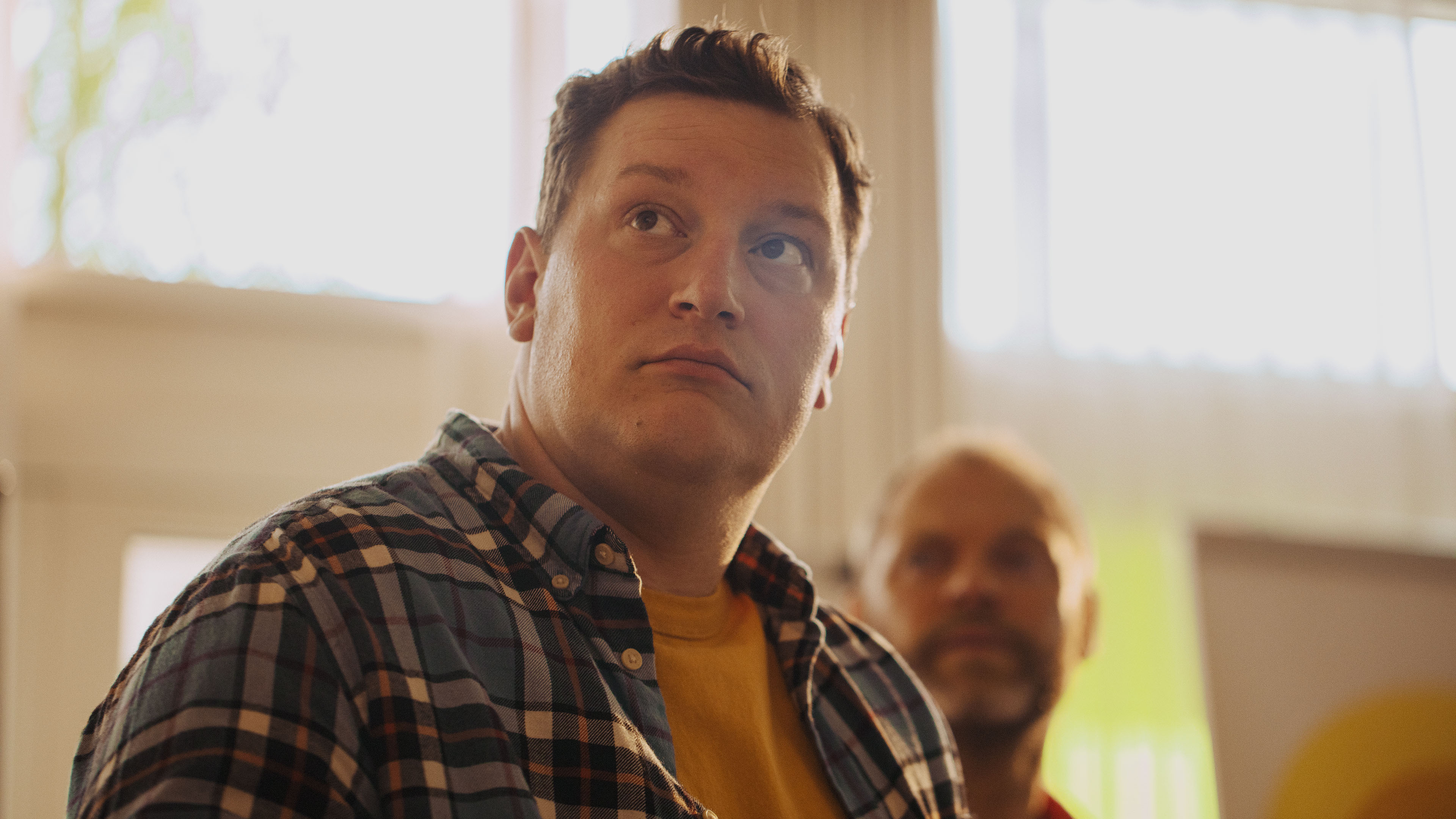 Troels (Ari Alexander) i 'Overleverne'.