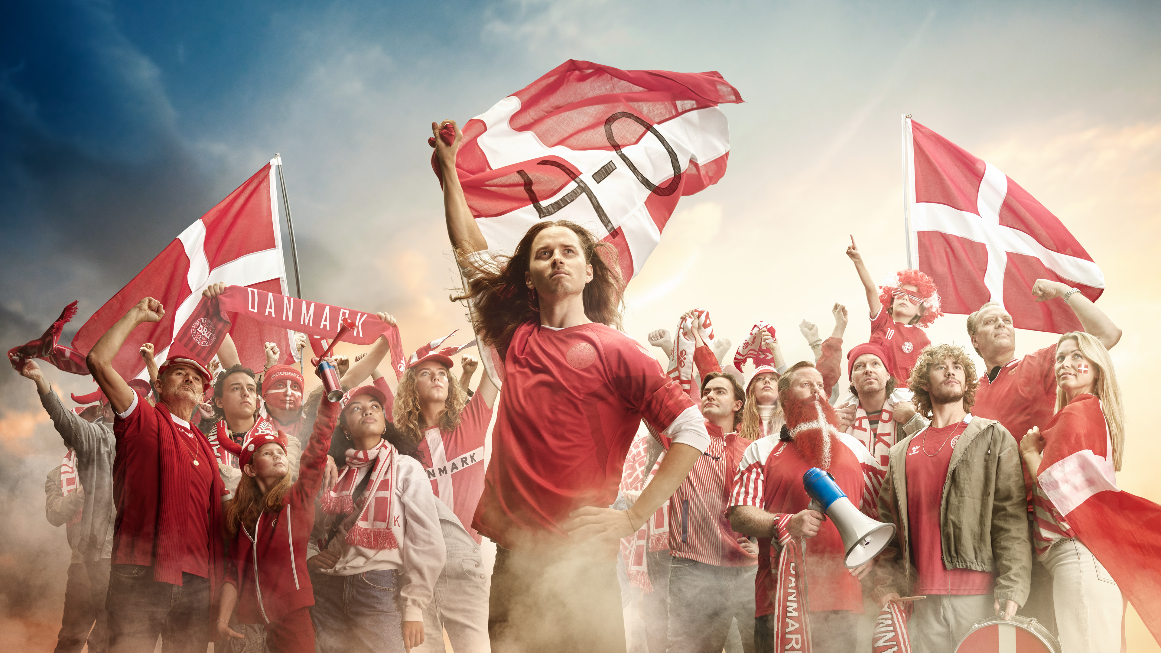 TV 2 er klar til VM, og har til den store slutrunde en kampagne der går på det danske slagråb 4-4-4-4-0.  (Foto: TV 2)