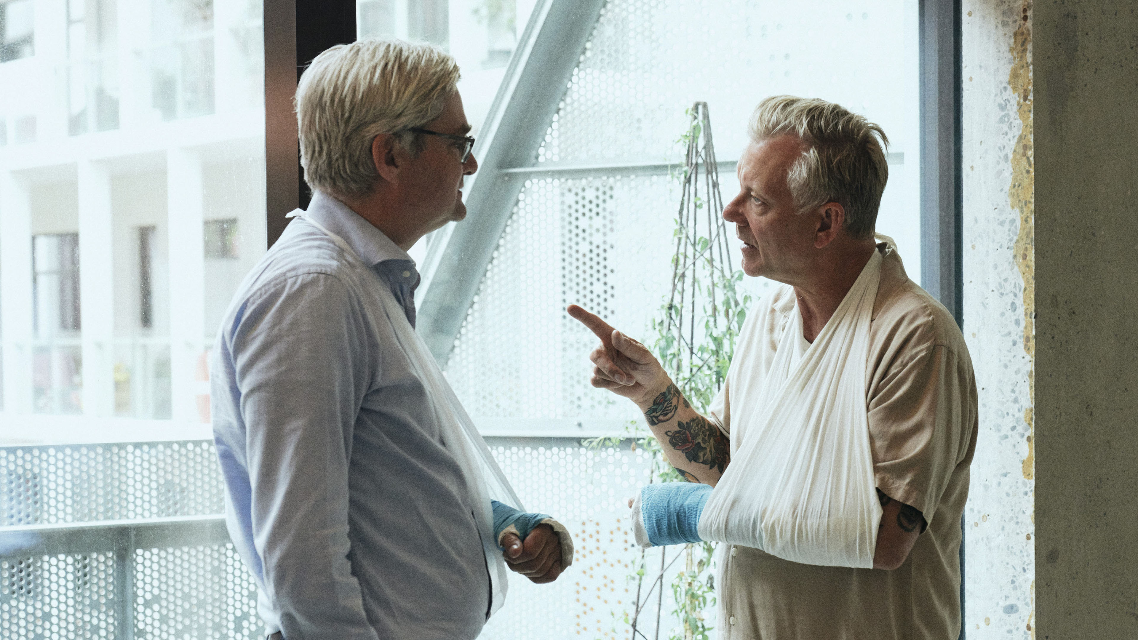 Søren Pind og Casper (Casper Christensen) i 'Klovn' 9.