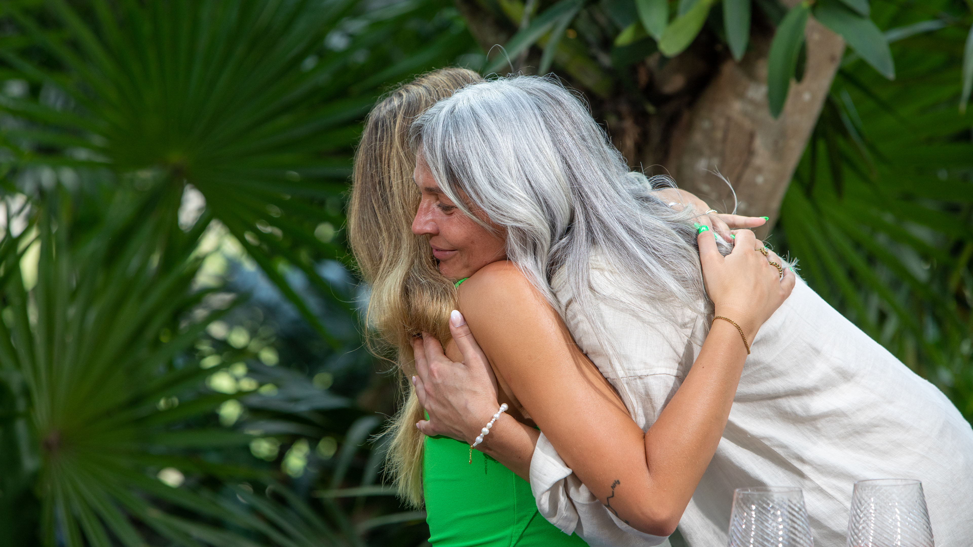 Julie og hendes mor, Dorte.