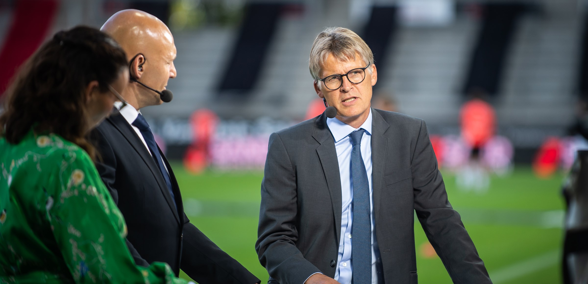 Morten Bruun på job i MCH Arena i 2020 i forbindelse med superligakampen mellem FC Midtjylland og AGF. (Foto: Morten Kjær Gonzales / Ritzau Scanpix / TV 2)